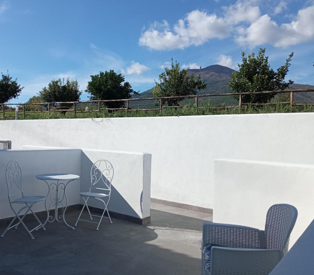 Vesuvio Casa De Charme Bed & Breakfast Trecase Exterior photo